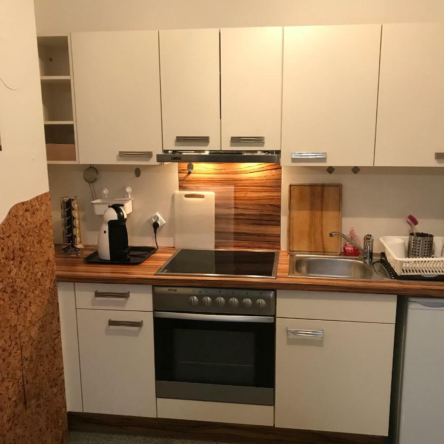 Lg Lovely Apartment Штокерау Екстер'єр фото