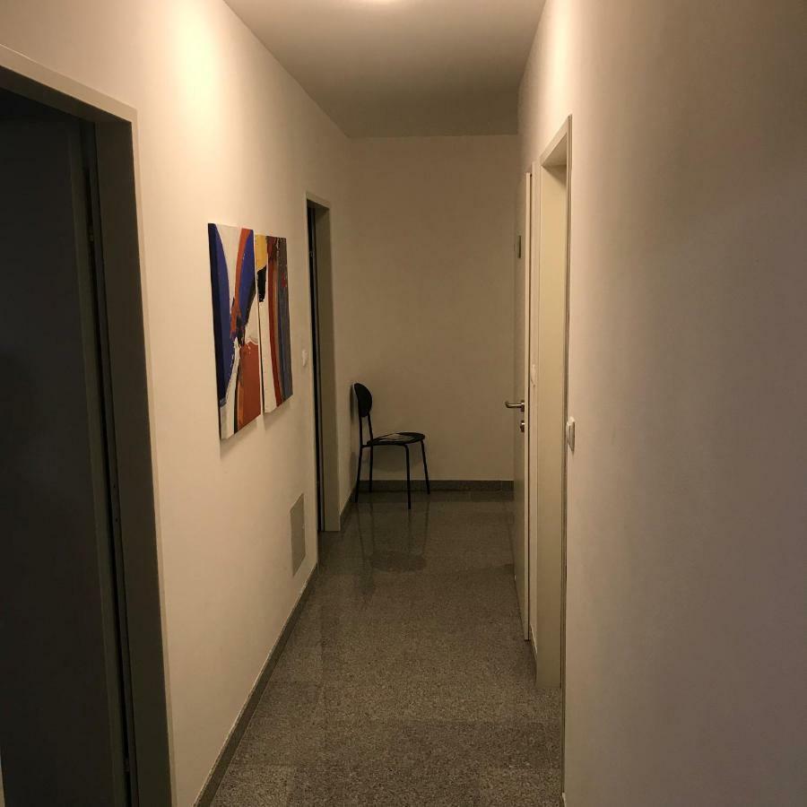 Lg Lovely Apartment Штокерау Екстер'єр фото