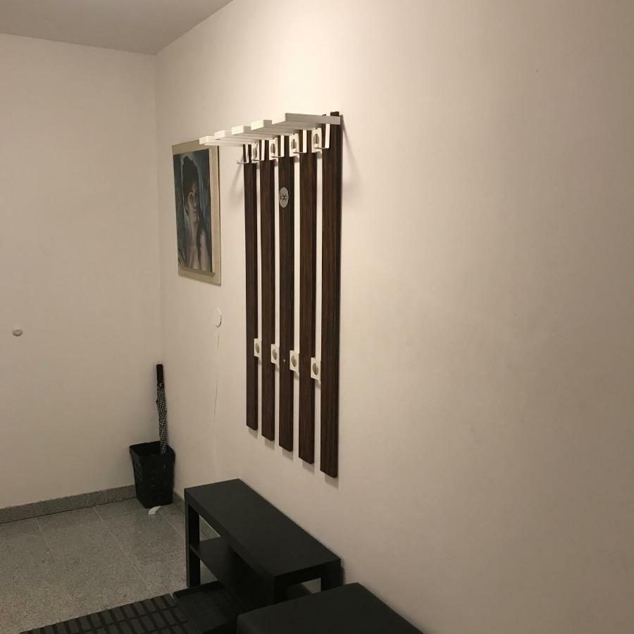 Lg Lovely Apartment Штокерау Екстер'єр фото